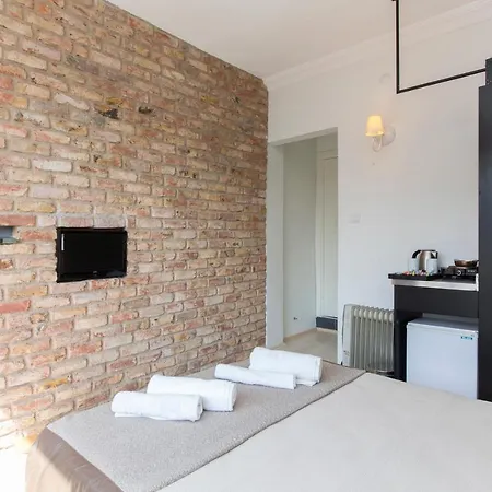 Antique Boutique Aparthotel