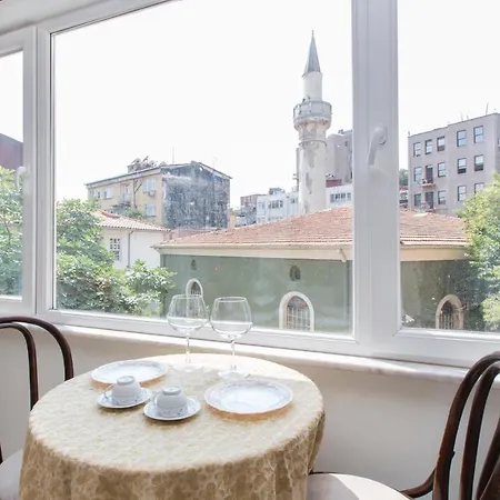 Aparthotel Antique Boutique 4*