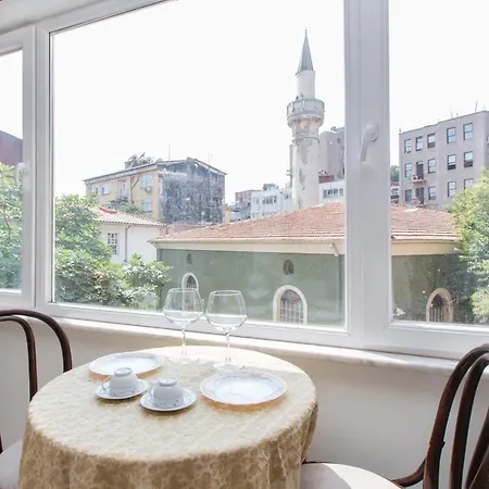 Ξενοδοχείο με διαμερίσματα Antique Boutique 4*