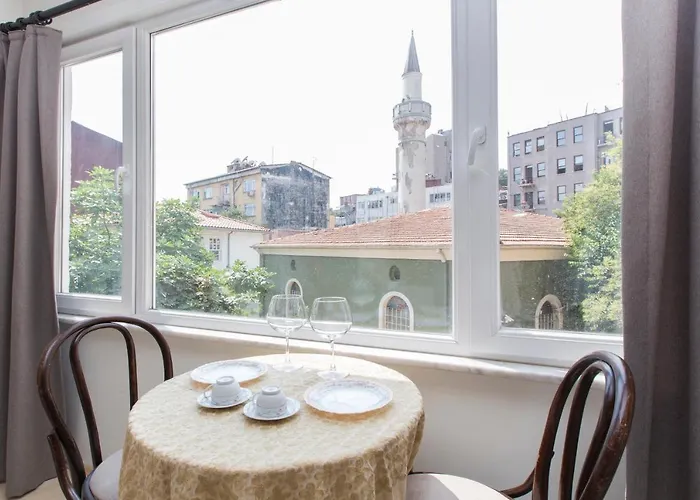 Aparthotel Antique Boutique 3*